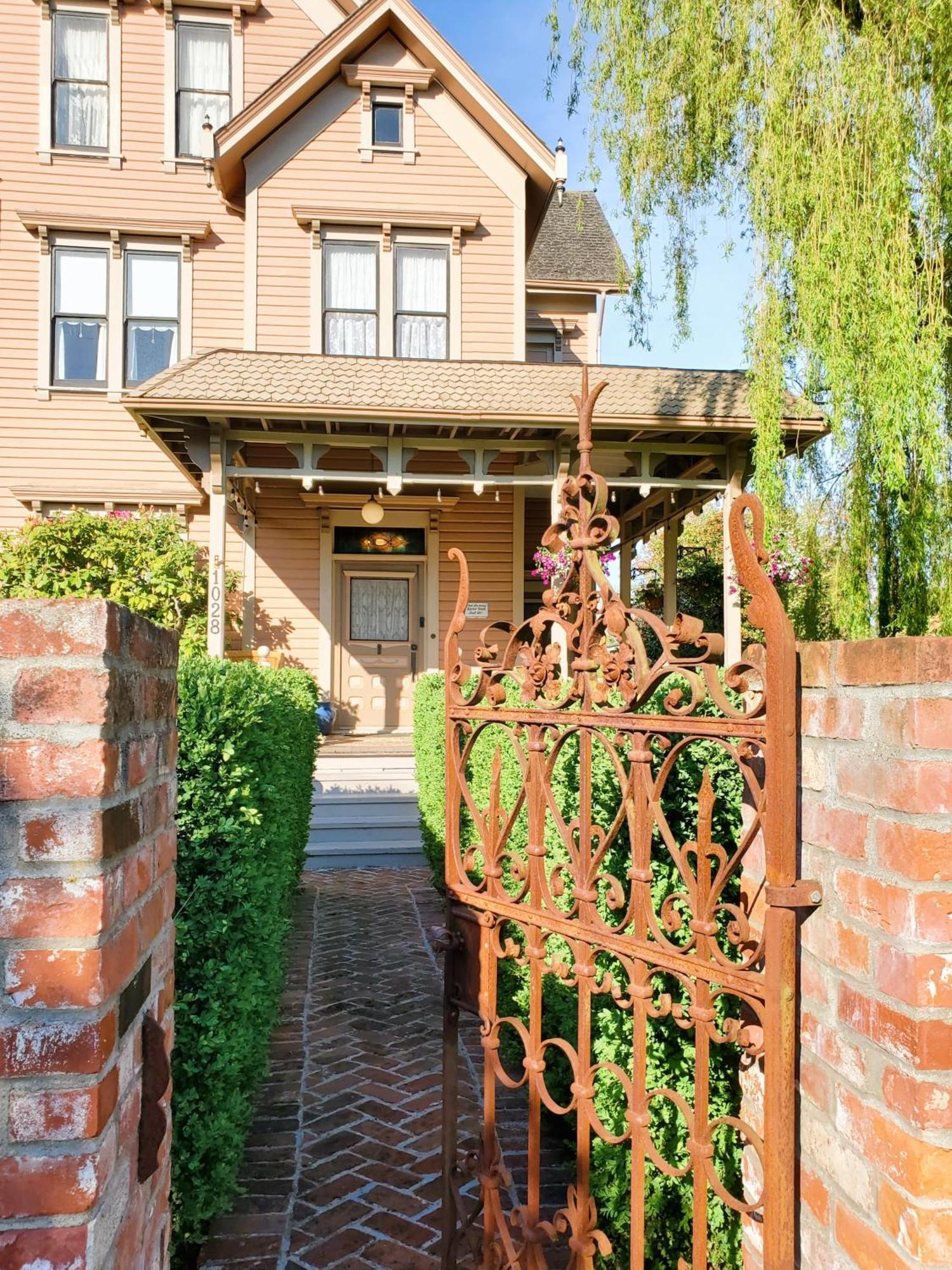 Adams Pragge House - Victorian Bed & Breakfast Port Townsend Exterior photo